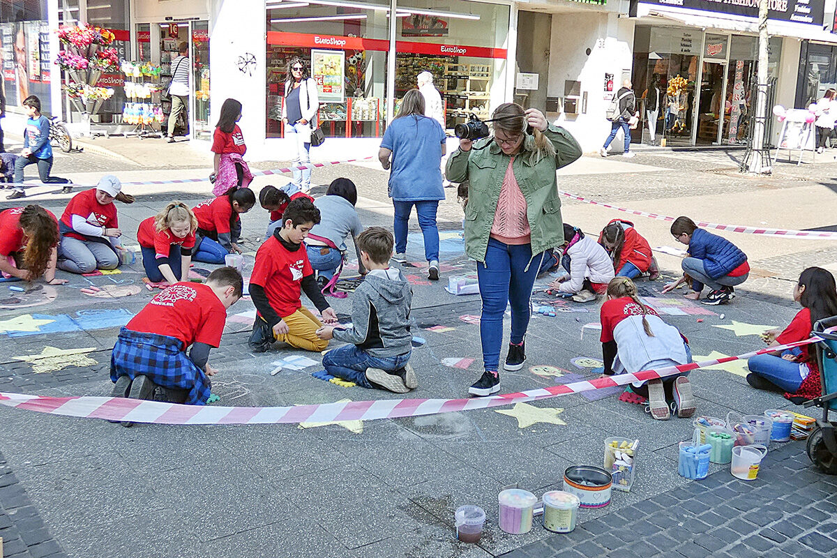 Stadtfest mit Straßenmalwettbewerb in Eschweiler - Filmpost